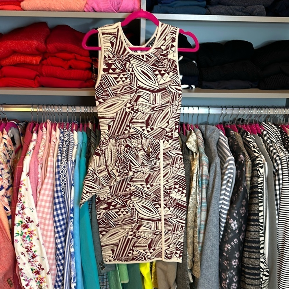 Eva Longoria for The Limited maroon/tan print peplum bodycon dress size XS NWT